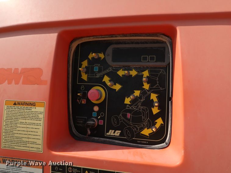 image for item DG7036 2010 JLG 800AJ boom lift