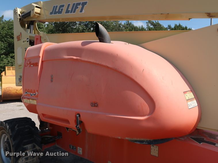 image for item DG7036 2010 JLG 800AJ boom lift