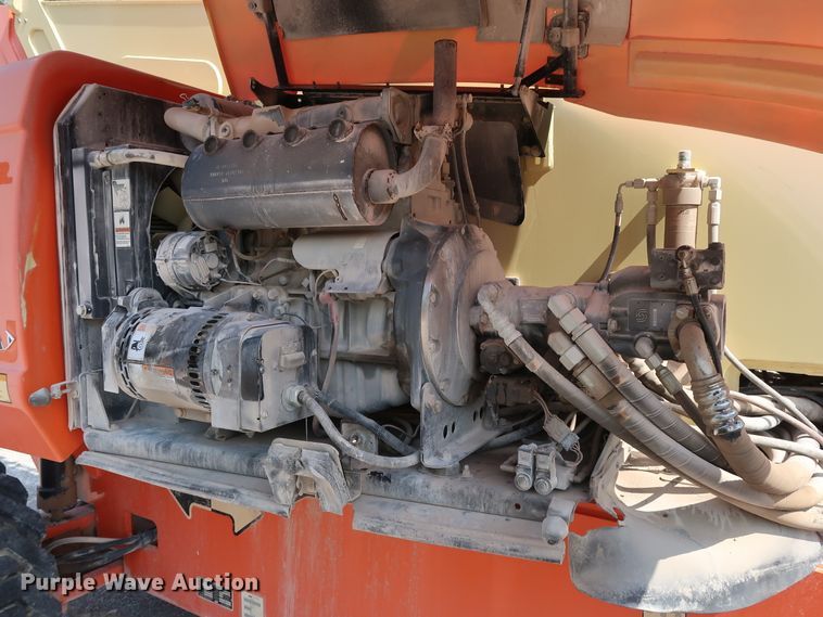 image for item DG7036 2010 JLG 800AJ boom lift