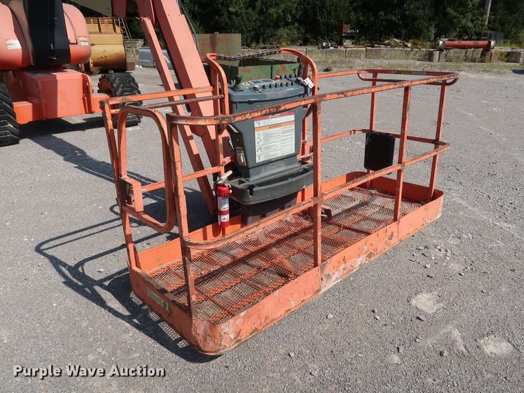 image for item DG7036 2010 JLG 800AJ boom lift