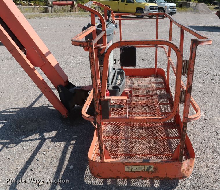 image for item DG7036 2010 JLG 800AJ boom lift