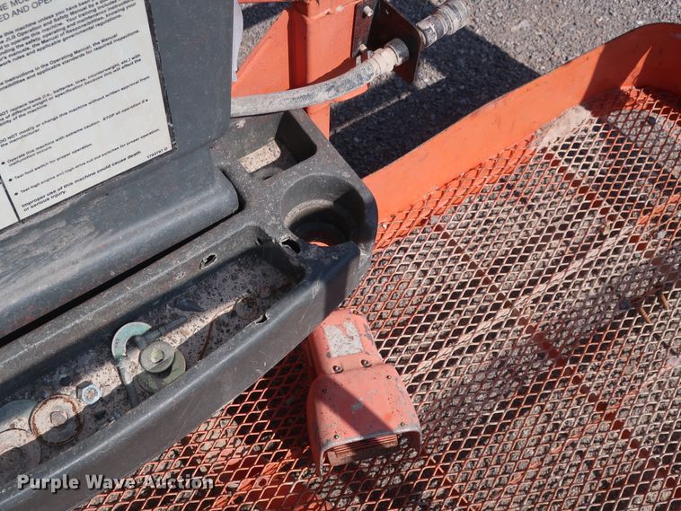 image for item DG7036 2010 JLG 800AJ boom lift