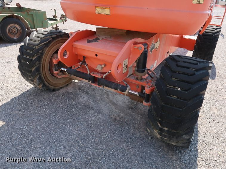 image for item DG7036 2010 JLG 800AJ boom lift