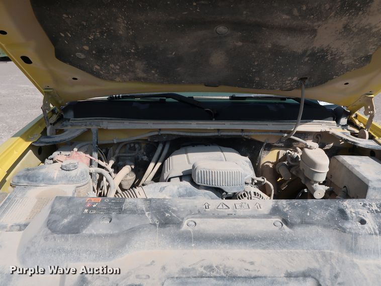 image for item DG7037 2011 Chevrolet Silverado 2500HD Ext. Cab pickup truck