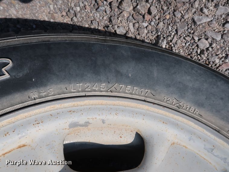 image for item DG7037 2011 Chevrolet Silverado 2500HD Ext. Cab pickup truck