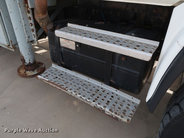 image for item DG7040 1996 Freightliner FL80 drilling rig truck