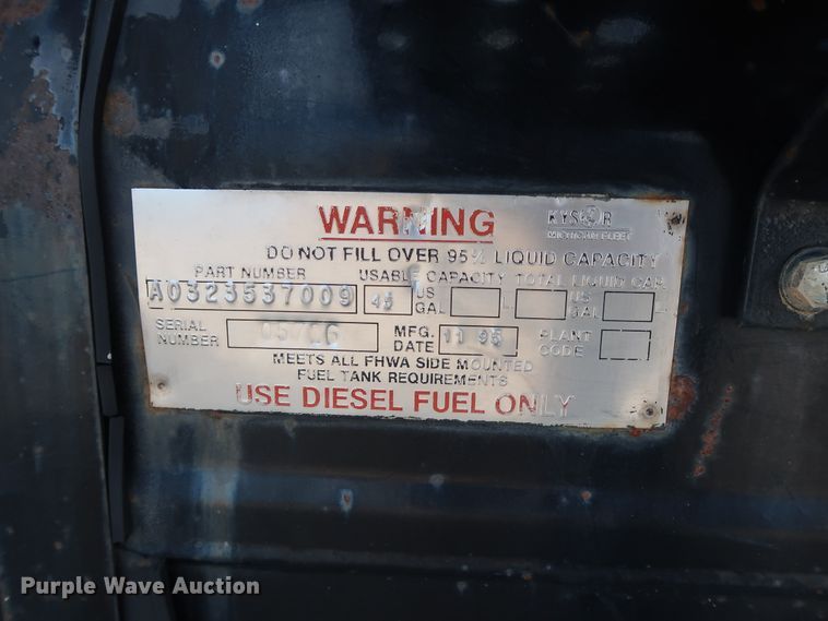 image for item DG7040 1996 Freightliner FL80 drilling rig truck