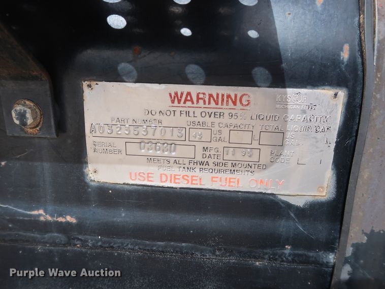 image for item DG7040 1996 Freightliner FL80 drilling rig truck