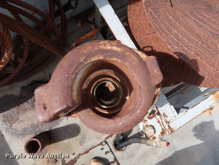 image for item DG7040 1996 Freightliner FL80 drilling rig truck