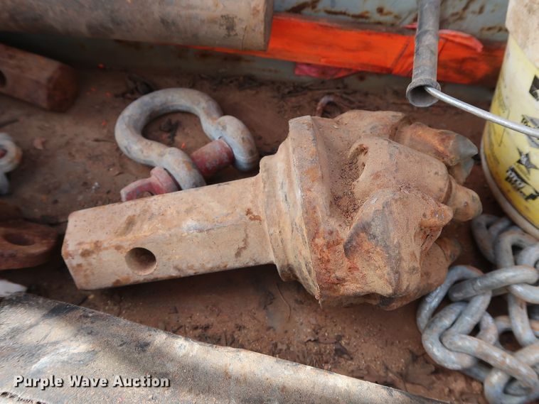 image for item DG7040 1996 Freightliner FL80 drilling rig truck