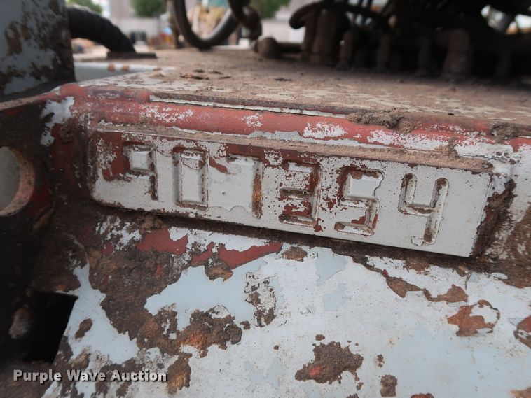 image for item DG7040 1996 Freightliner FL80 drilling rig truck