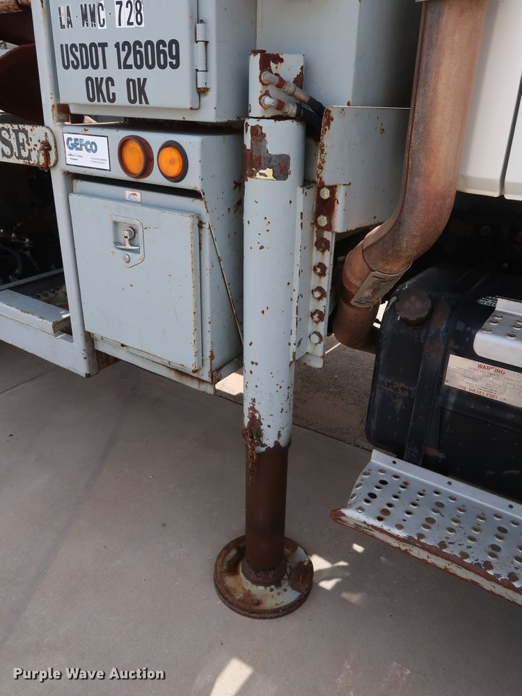 image for item DG7040 1996 Freightliner FL80 drilling rig truck