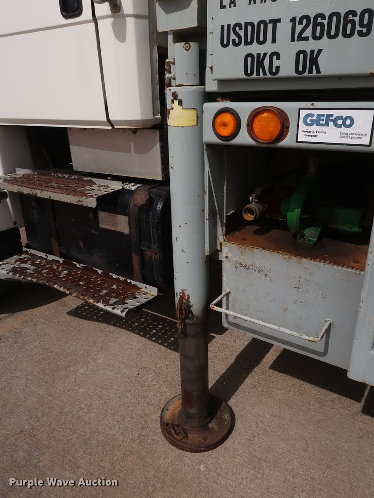 image for item DG7040 1996 Freightliner FL80 drilling rig truck