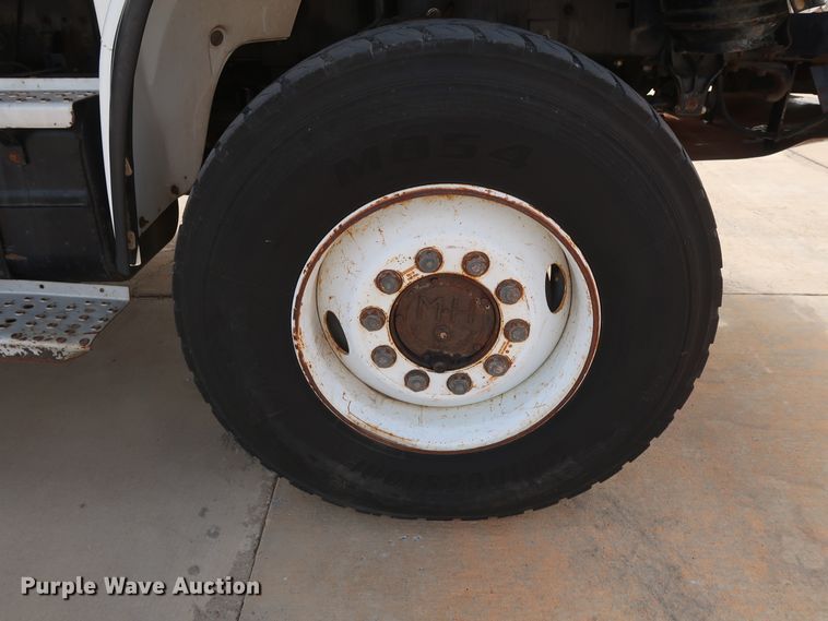 image for item DG7040 1996 Freightliner FL80 drilling rig truck