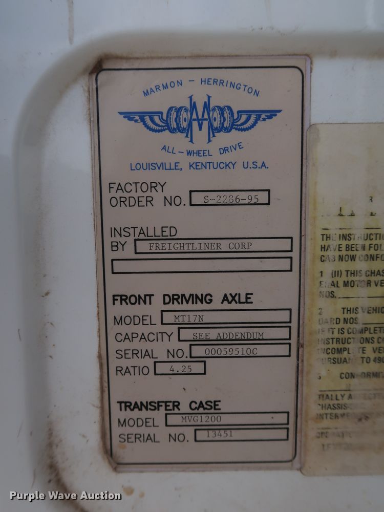 image for item DG7040 1996 Freightliner FL80 drilling rig truck