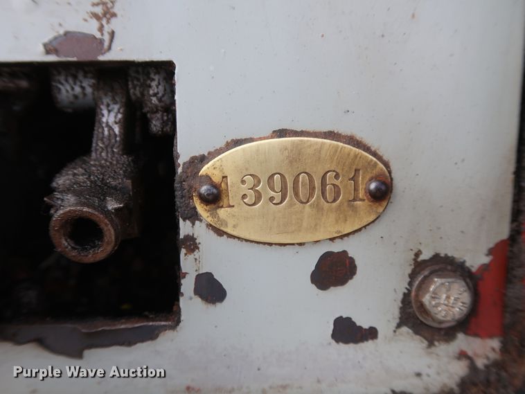 image for item DG7040 1996 Freightliner FL80 drilling rig truck