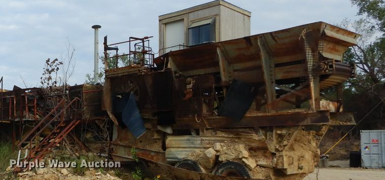 image for item DH3584 1952 Cedarapids 5X14 jaw crushing plant