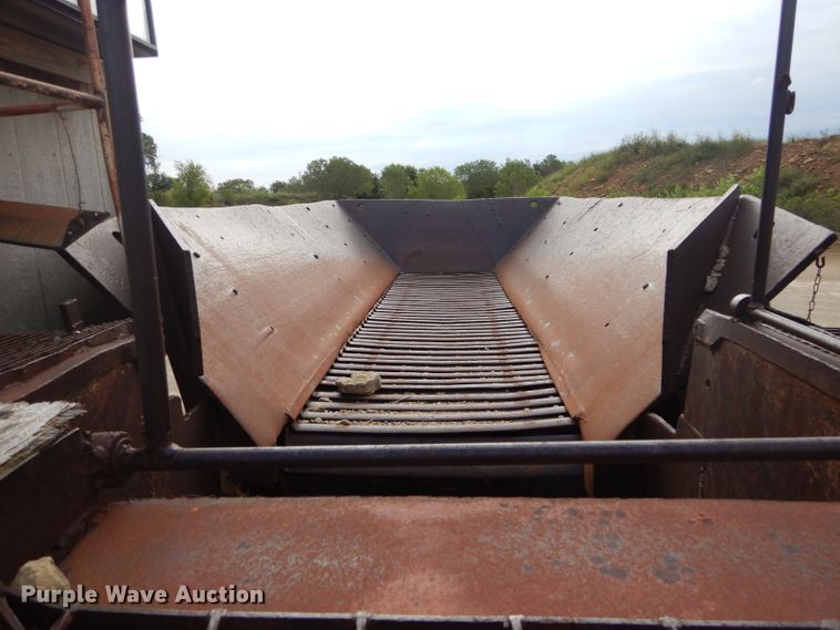 image for item DH3584 1952 Cedarapids 5X14 jaw crushing plant