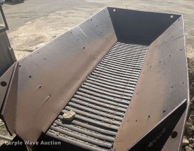 image for item DH3584 1952 Cedarapids 5X14 jaw crushing plant