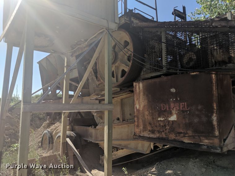 image for item DH3584 1952 Cedarapids 5X14 jaw crushing plant