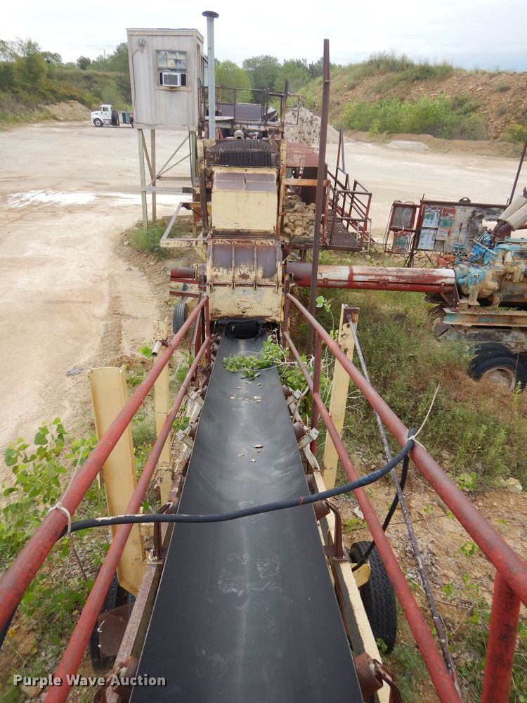 image for item DH3584 1952 Cedarapids 5X14 jaw crushing plant