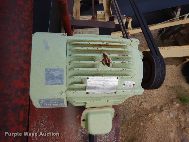 image for item DH3584 1952 Cedarapids 5X14 jaw crushing plant