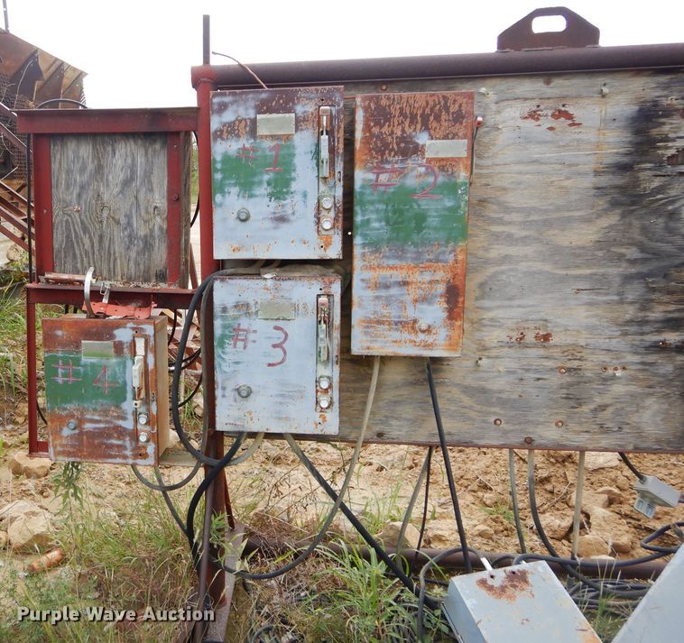 image for item DH3584 1952 Cedarapids 5X14 jaw crushing plant