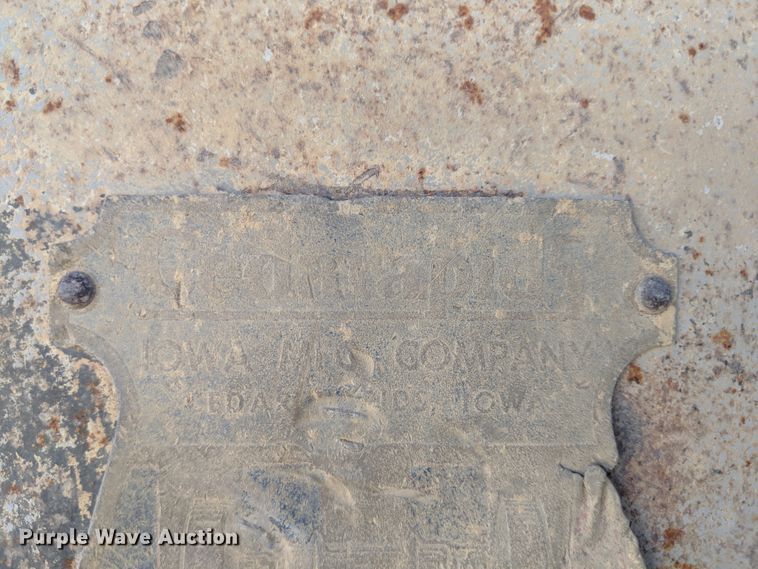 image for item DH3584 1952 Cedarapids 5X14 jaw crushing plant