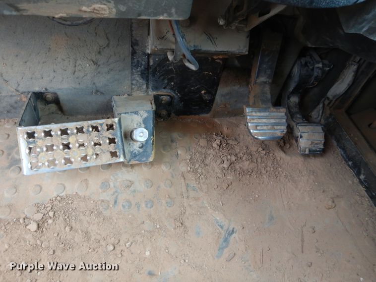 image for item DH3589 2005 Caterpillar 730 haul truck