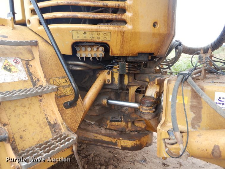 image for item DH3589 2005 Caterpillar 730 haul truck