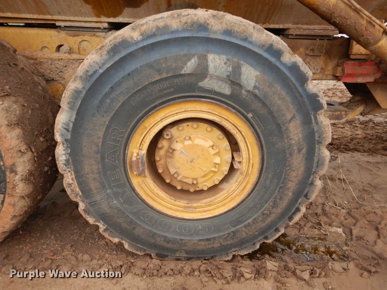 image for item DH3589 2005 Caterpillar 730 haul truck