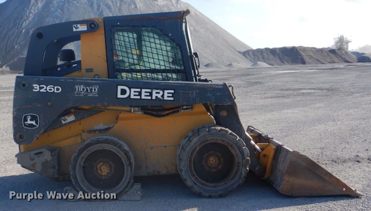 image for item DI2346 2011 John Deere 326D skid steer