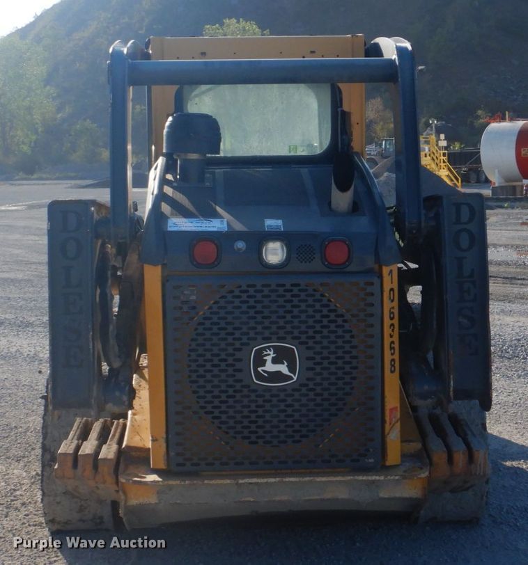 image for item DI2346 2011 John Deere 326D skid steer