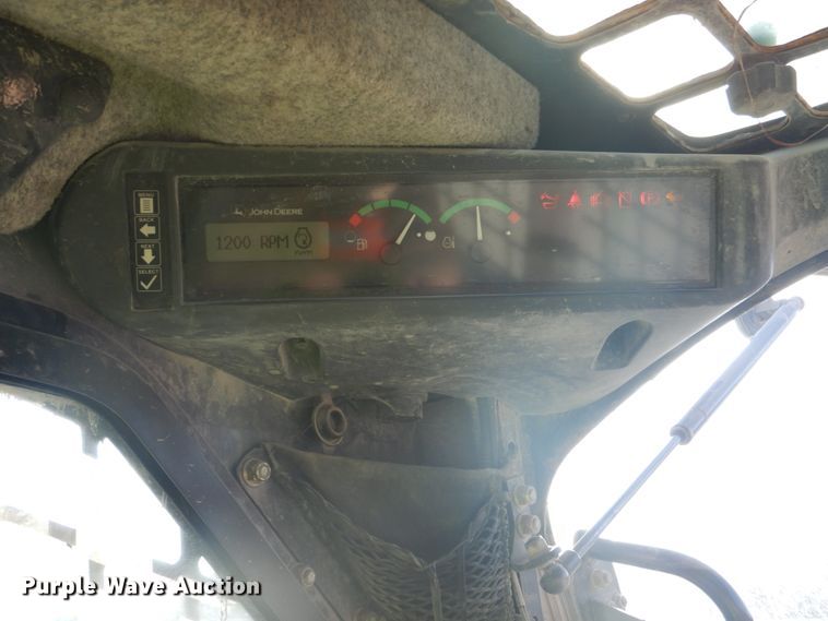 image for item DI2346 2011 John Deere 326D skid steer