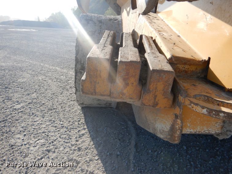 image for item DI2346 2011 John Deere 326D skid steer