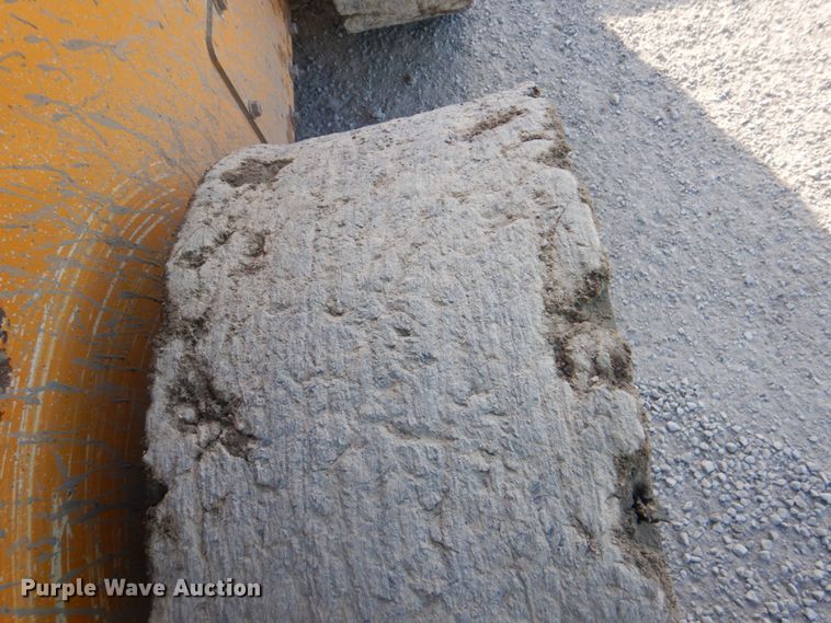 image for item DI2346 2011 John Deere 326D skid steer