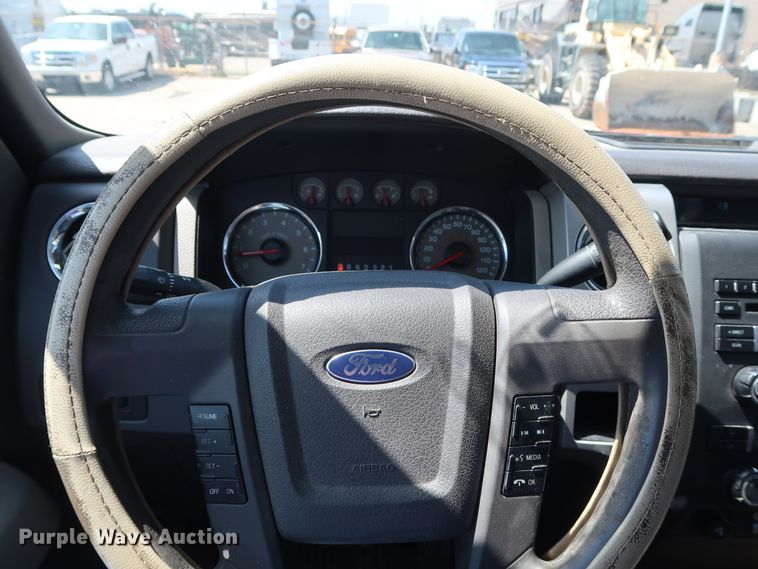 image for item GE9001 2009 Ford F150 XLT SuperCrew pickup truck