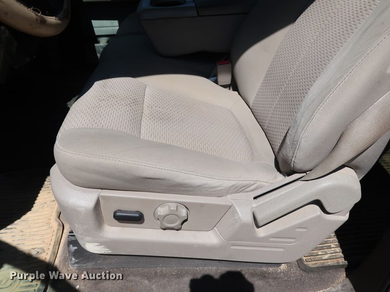 image for item GE9001 2009 Ford F150 XLT SuperCrew pickup truck