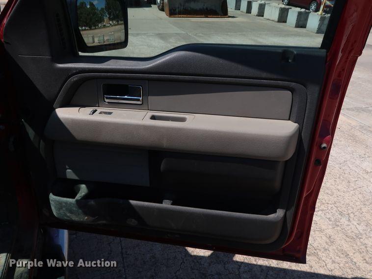 image for item GE9001 2009 Ford F150 XLT SuperCrew pickup truck