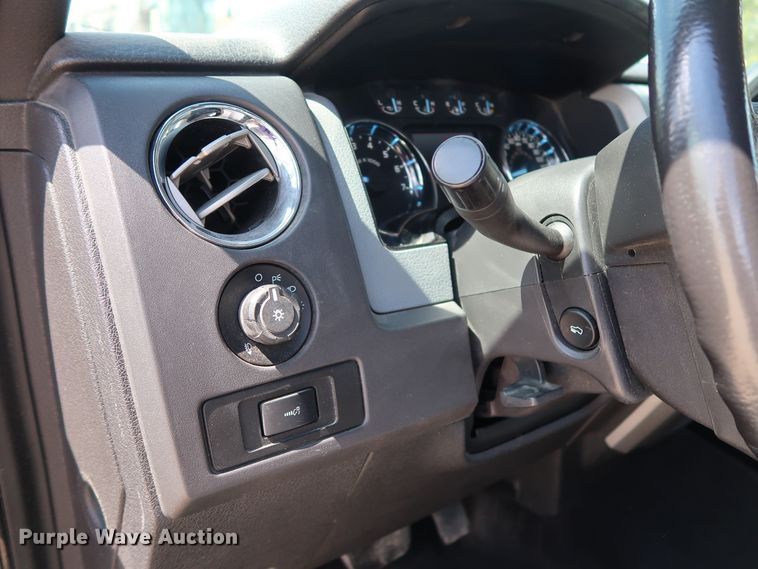 image for item GE9002 2011 Ford F150 XLT SuperCrew pickup truck