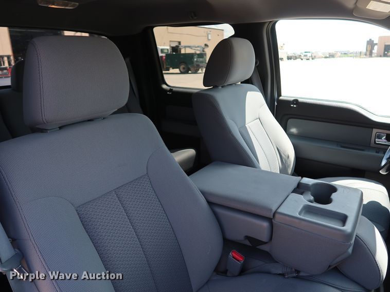 image for item GE9002 2011 Ford F150 XLT SuperCrew pickup truck