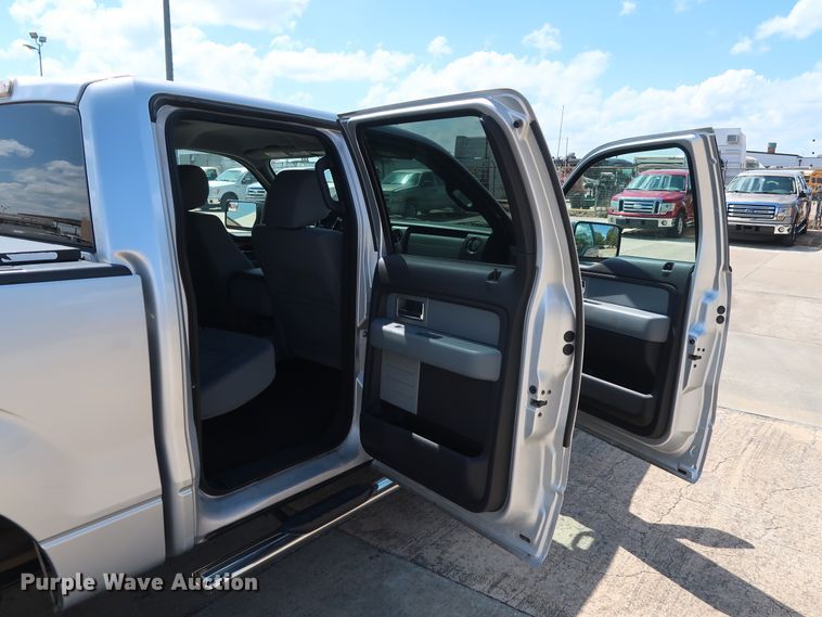 image for item GE9002 2011 Ford F150 XLT SuperCrew pickup truck