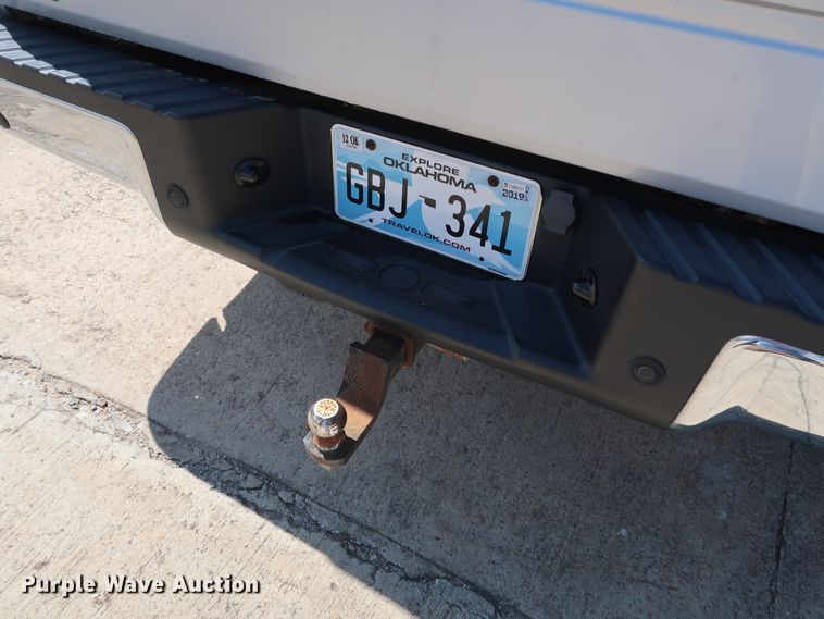 image for item GE9002 2011 Ford F150 XLT SuperCrew pickup truck