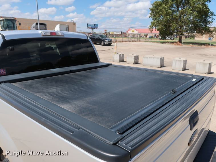 image for item GE9002 2011 Ford F150 XLT SuperCrew pickup truck