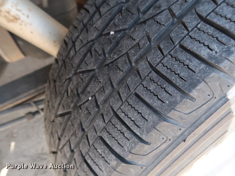 image for item GE9002 2011 Ford F150 XLT SuperCrew pickup truck