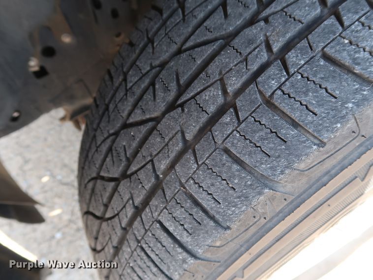 image for item GE9002 2011 Ford F150 XLT SuperCrew pickup truck