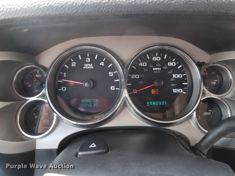 image for item GE9004 2007 Chevrolet Silverado 1500 LS Crew Cab pickup truck