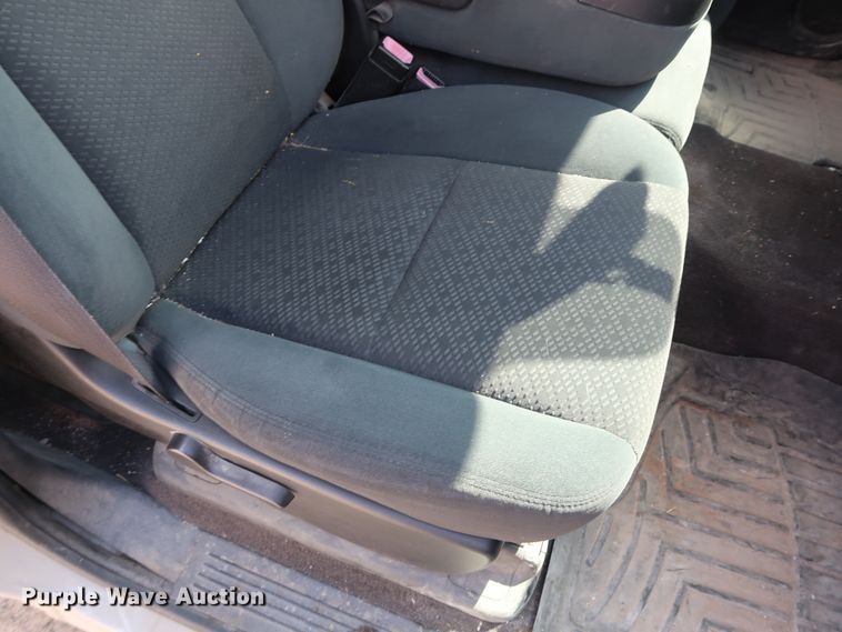 image for item GE9004 2007 Chevrolet Silverado 1500 LS Crew Cab pickup truck