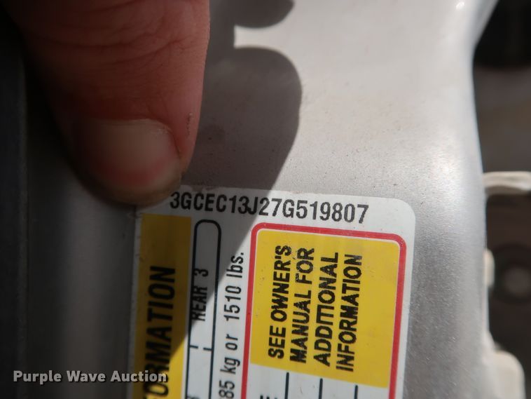 image for item GE9004 2007 Chevrolet Silverado 1500 LS Crew Cab pickup truck