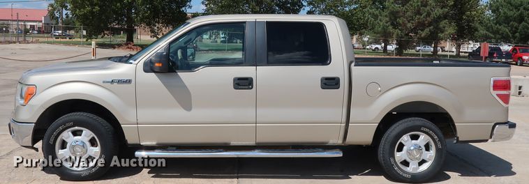 image for item GE9005 2010 Ford F150 XLT SuperCrew pickup truck